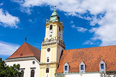 PS5天猫旗舰店元旦补货5000台 1月1日10点开售